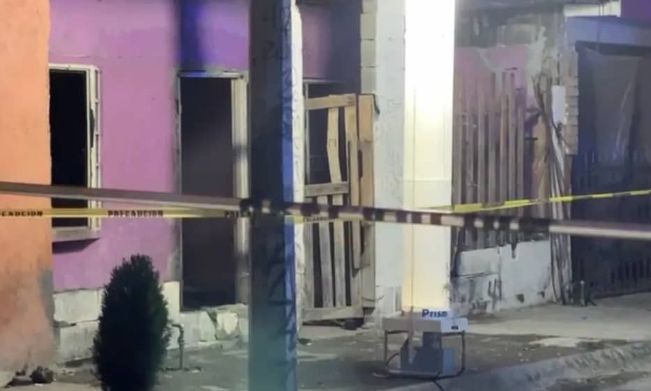 Un jovencito que se reunía con amigos en un punto de venta de drogas, ubicado en el municipio de Apodaca, fue encontrado asesinado y con su rostro desfigurado