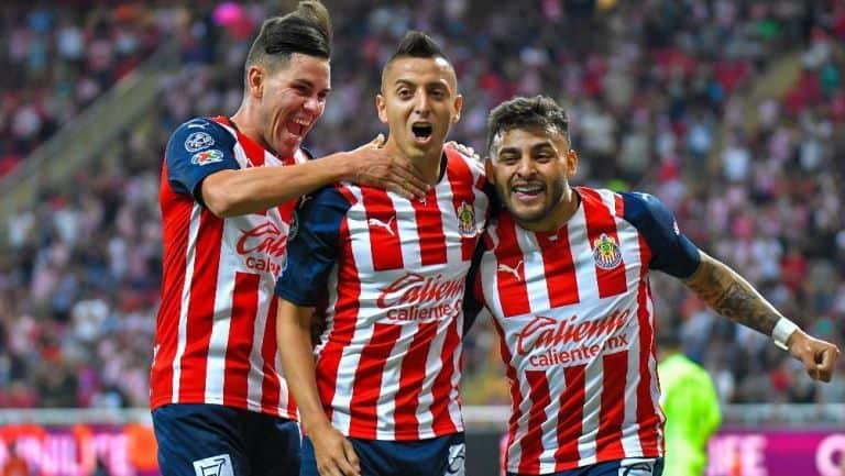 Necaxa y Chivas, por mejor puesto en la tabla