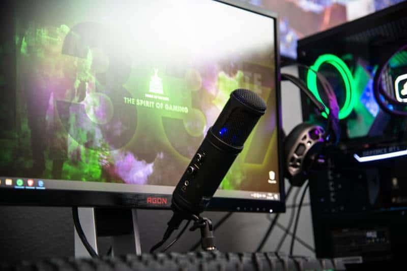 Twitch analiza pagar menos a sus streamers