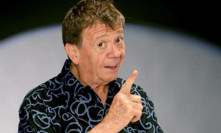 Cuenta Chabelo cómo es su vida alejado de las cámaras de tv