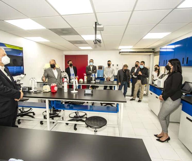 Inaugura UdeM laboratorio de biología molecular