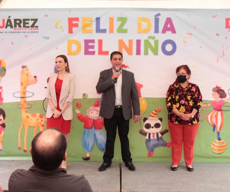 Festeja Juárez a los reyes del hogar