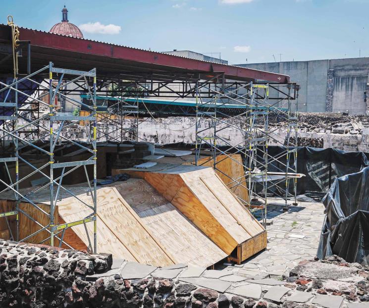 Avanza cambio de cubierta de Templo Mayor 