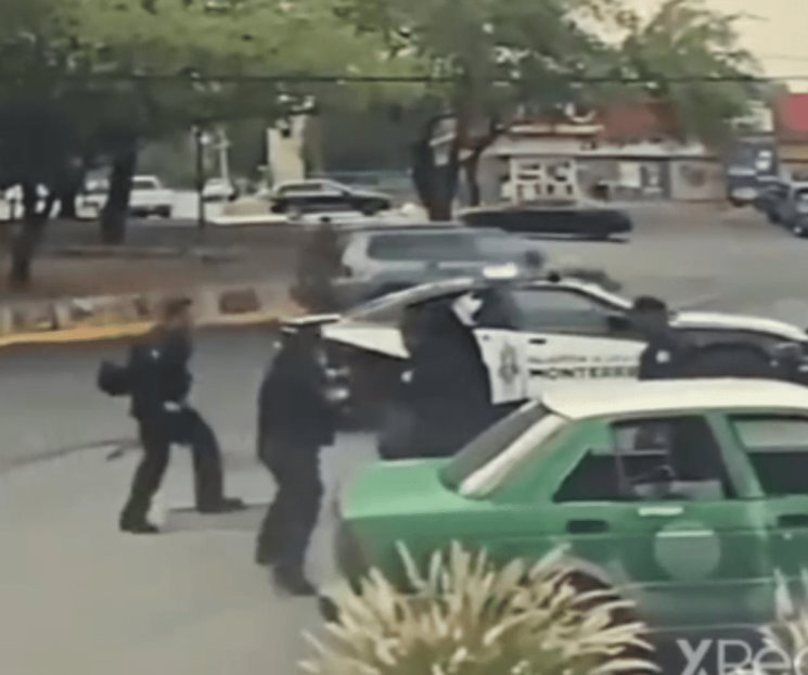 Graban pelea entre policías de Monterrey Graban pelea entre policías de Monterrey
