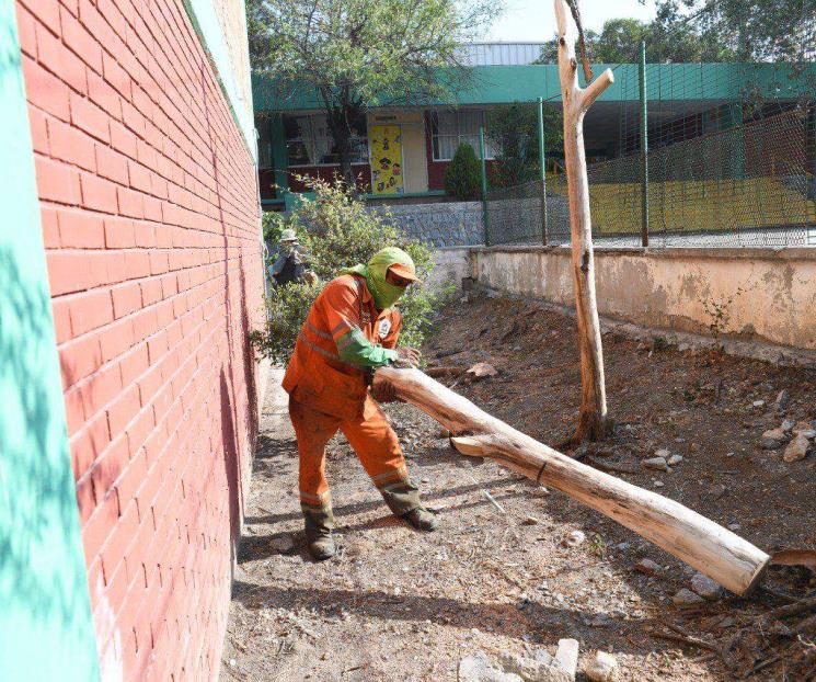 Llevan a 5 planteles regios “Juntas y juntos por tu escuela”