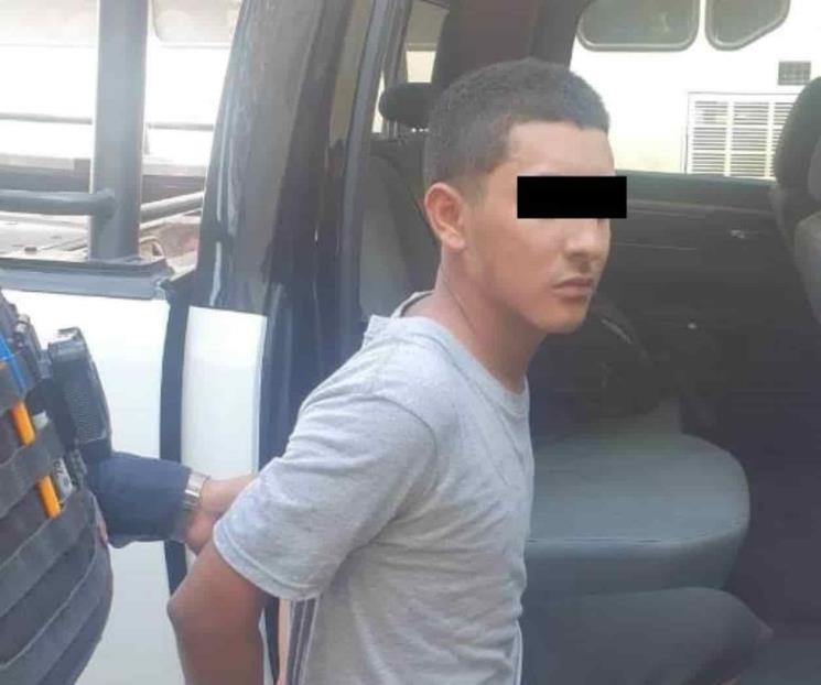 Detienen a hombre por realizar tocamientos