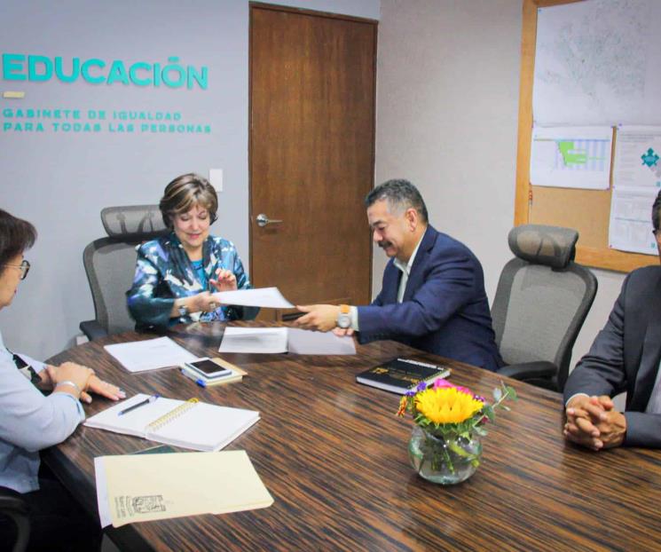 Entrega SNTE pliego de demandas a SE