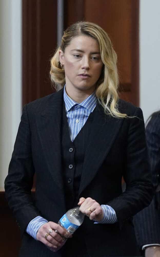 Afirma Heard que es “horrible” revivir su matrimonio
