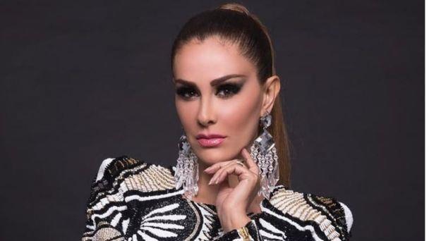 Ninel Conde se olvida del 10 de mayo trabajando