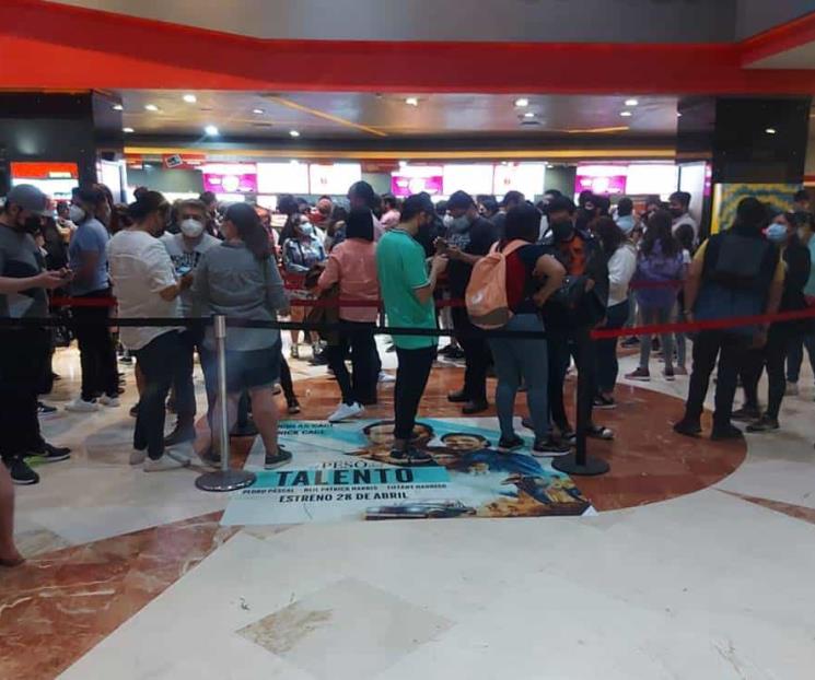 Abarrotan salas de cine para ver   Doctor Strange