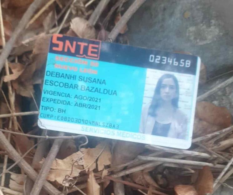 Aparece credencial de Debanhi en Condominios Constitución