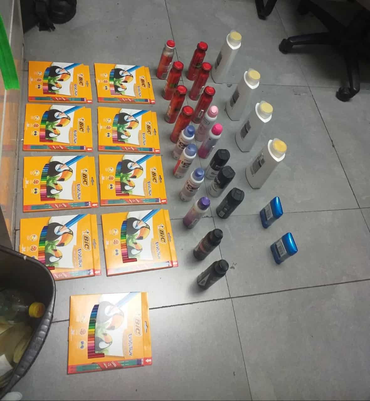 Arrestan a mujer señalada como la presunta responsable del robo de 3 mil pesos en mercancía de una tienda