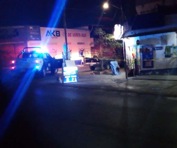 Asesinan a hombre a cuchilladas