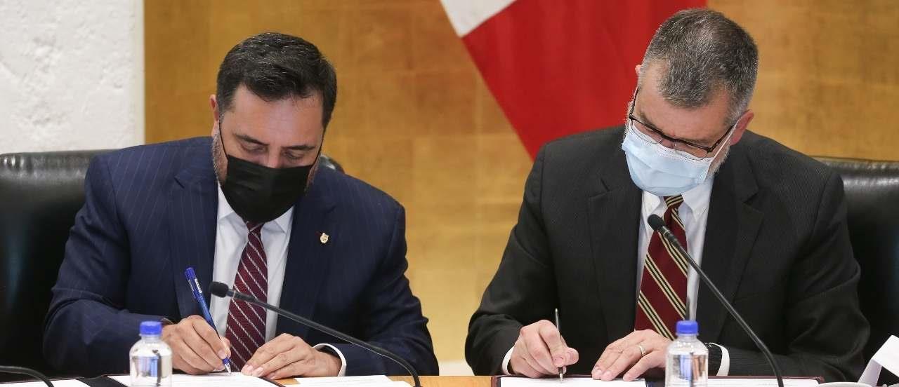 Pactan alianza educativa y científica