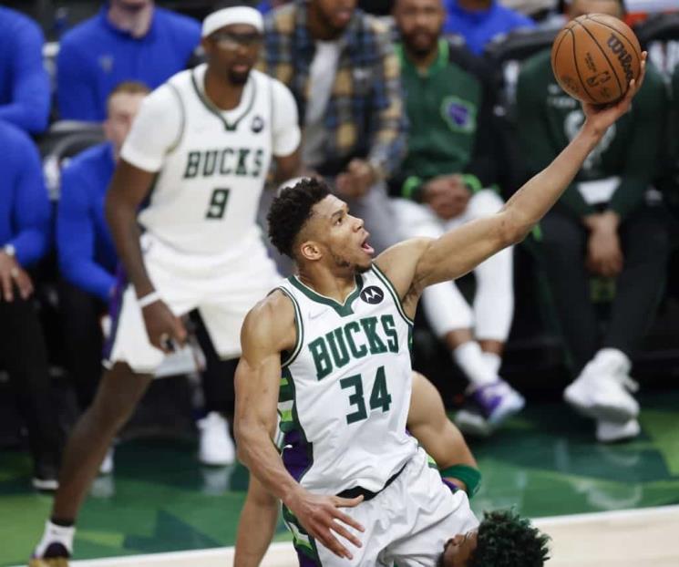 Toma Milwauke la delantera sobre Boston