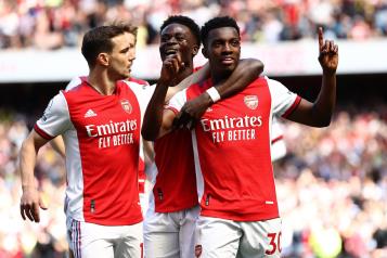 Gana el Arsenal y se acercan a la Champions