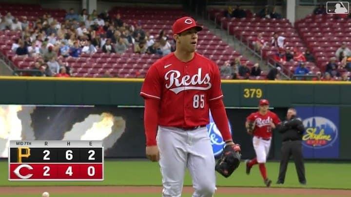 Logra mexicano Cessa cuarto triunfo de los Rojos