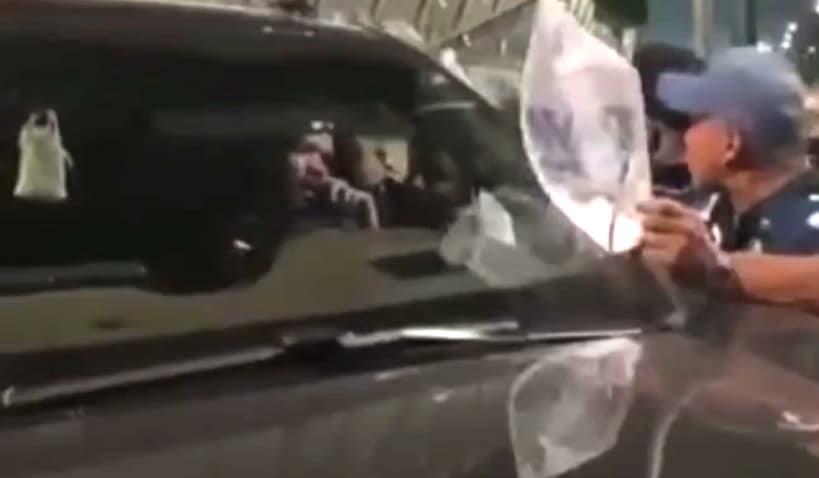 Reclaman e increpan fans a jugadores