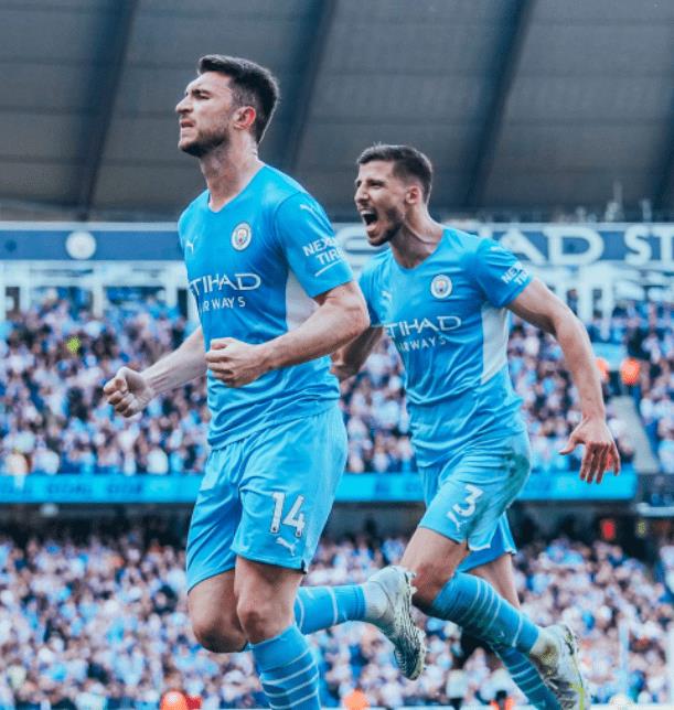Golea City y se alejan de Liverpool; son líderes en EPL