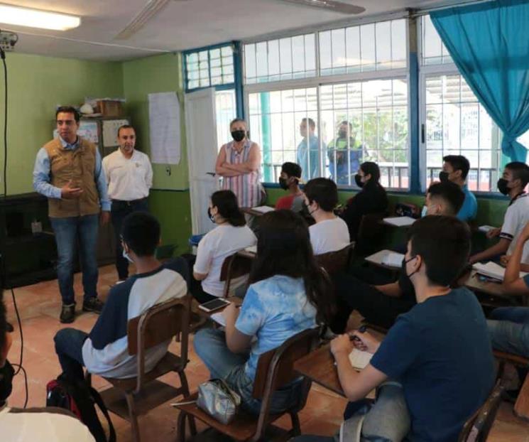 Apoya SC a estudiantes con cursos