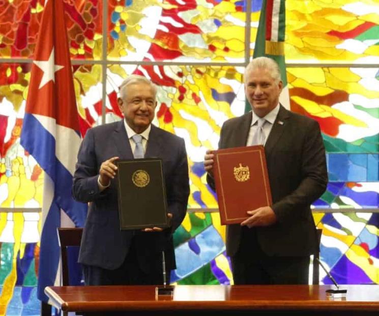 México contratará 500 médicos cubanos, informa AMLO