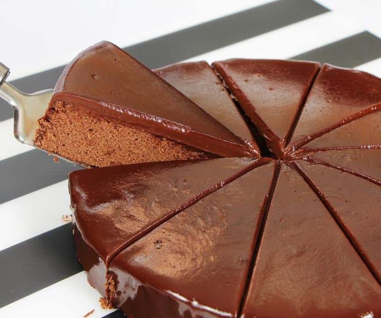 Regala un pastel hecho en casa en este Día de las Madres