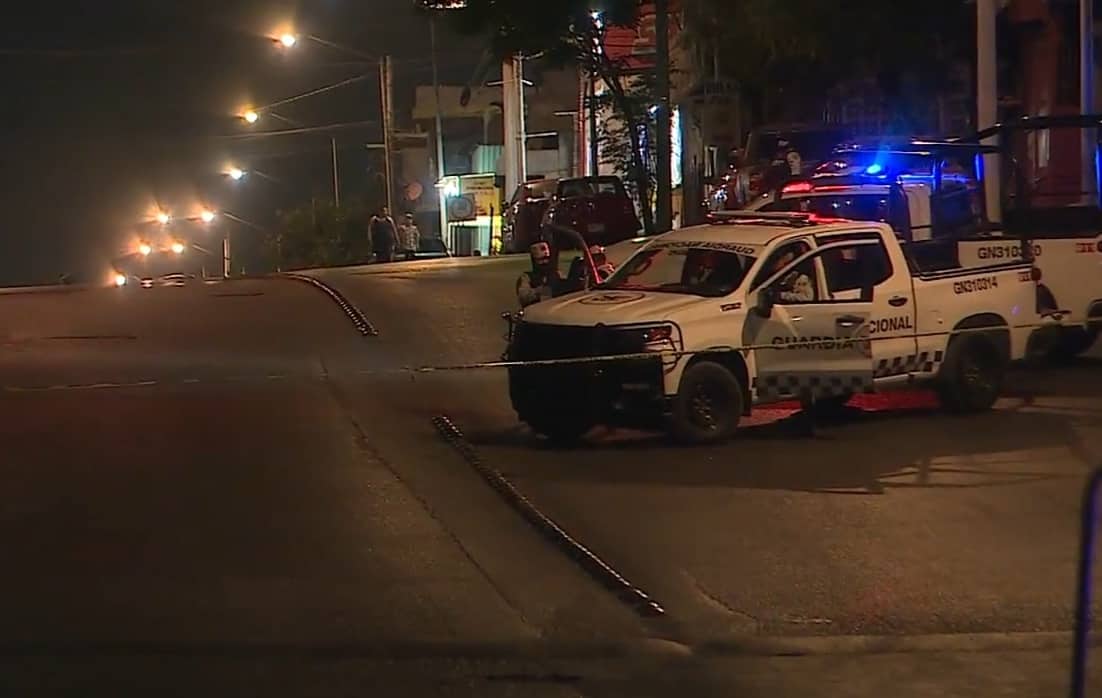 Las ejecuciones en la zona metropolitana continuaron desde la noche del sábado hasta la madrugada de ayer, con la muerte de tres personas en los municipios de Benito Juárez, Santa Catarina y Cadereyta