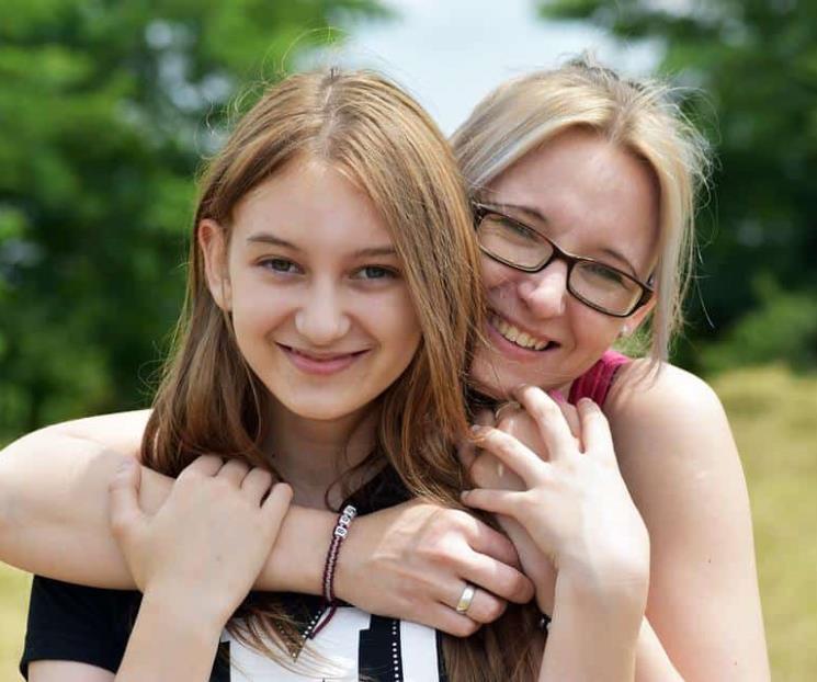 Relación entre madre e hija es la más fuerte, según estudio
