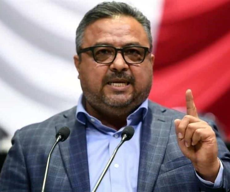 Pide Víctor Pérez detener operaciones del AIFA