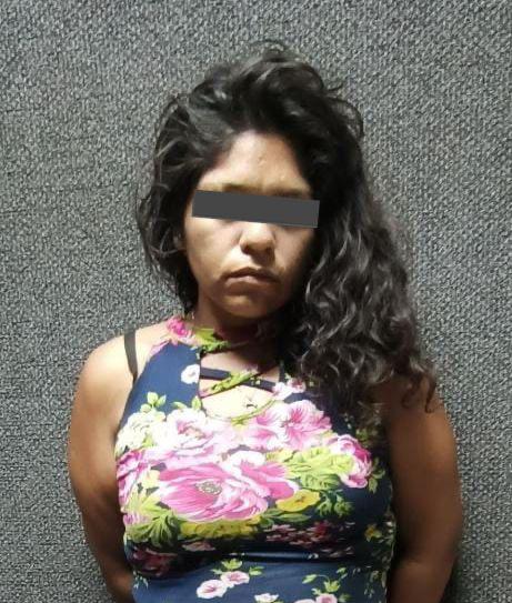 Una pareja en posesión de un vehículo robado y relacionados en robos de autos, fueron arrestados por la AEI