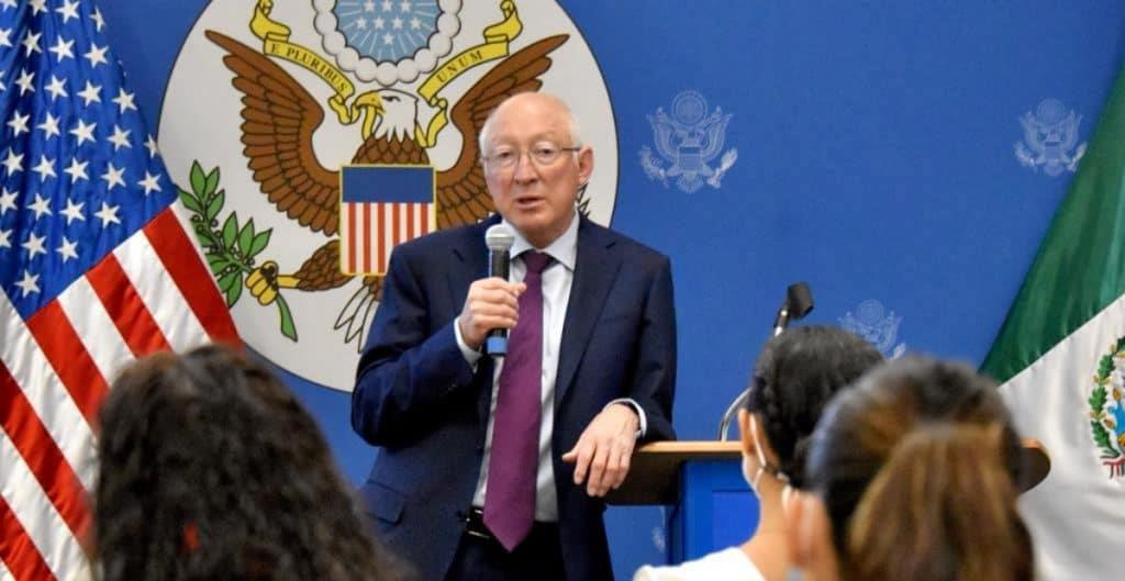 Condena Ken Salazar asesinato de periodistas en Veracruz