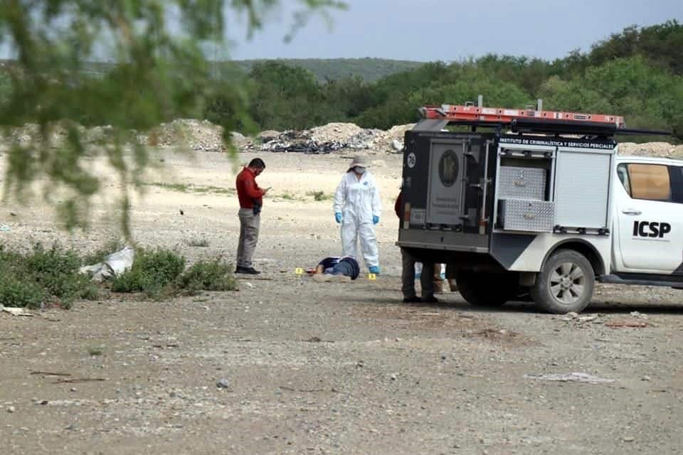 Un hombre fue encontrado ejecutado y con evidentes huellas de violencia, en Pesquería
