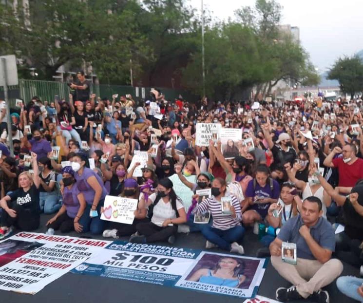 Cuentan redes sociales con un fuerte poder de convocatoria