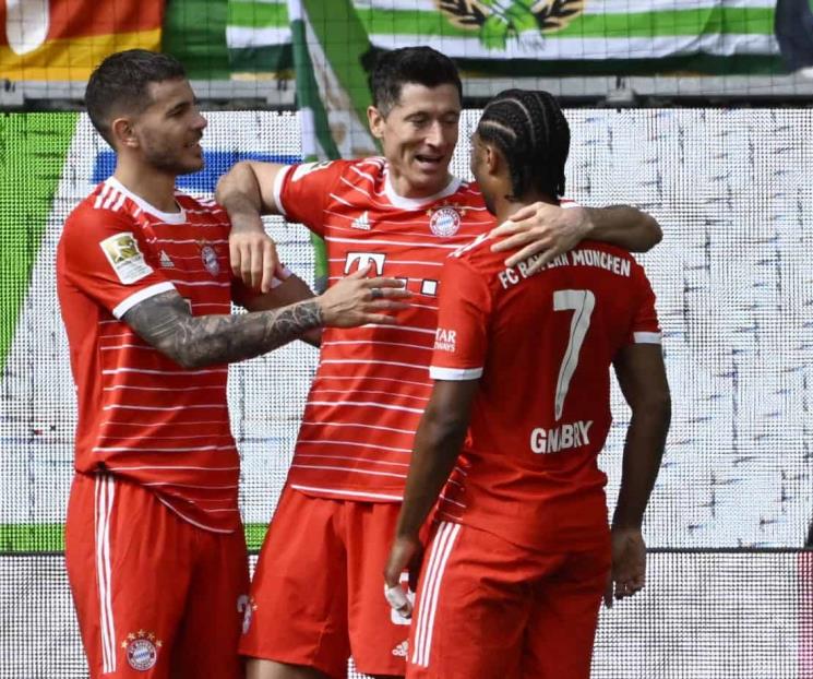 Logra Lewandowski 50 goles en la temporada con Bayern