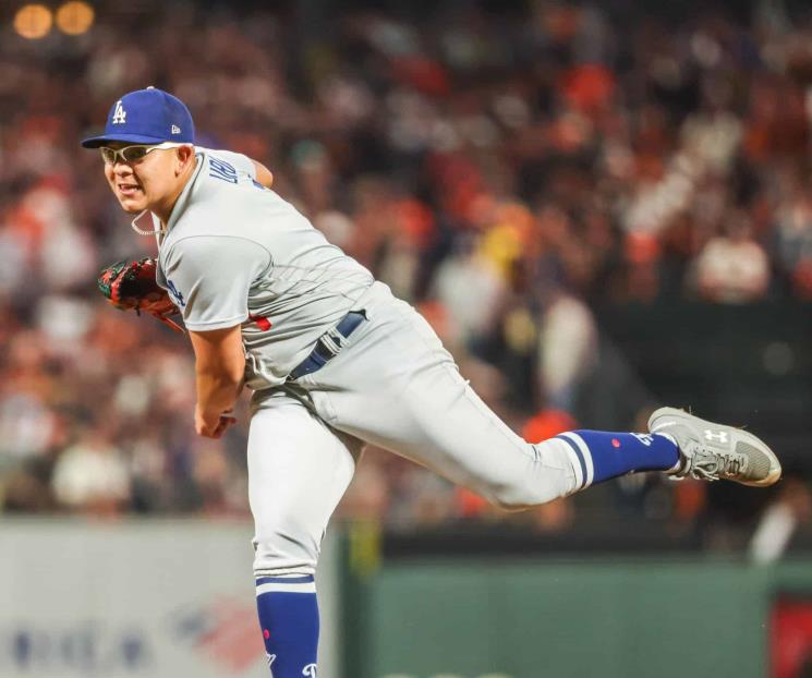 Le va mal a Urias en derrota de los Dodgers