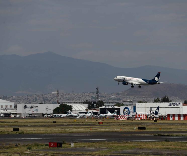 Ven riesgo inminente para el espacio aéreo mexicano