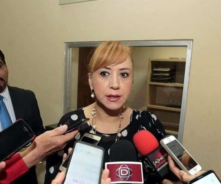 Recibe Congreso renuncia de Graciela Buchanan