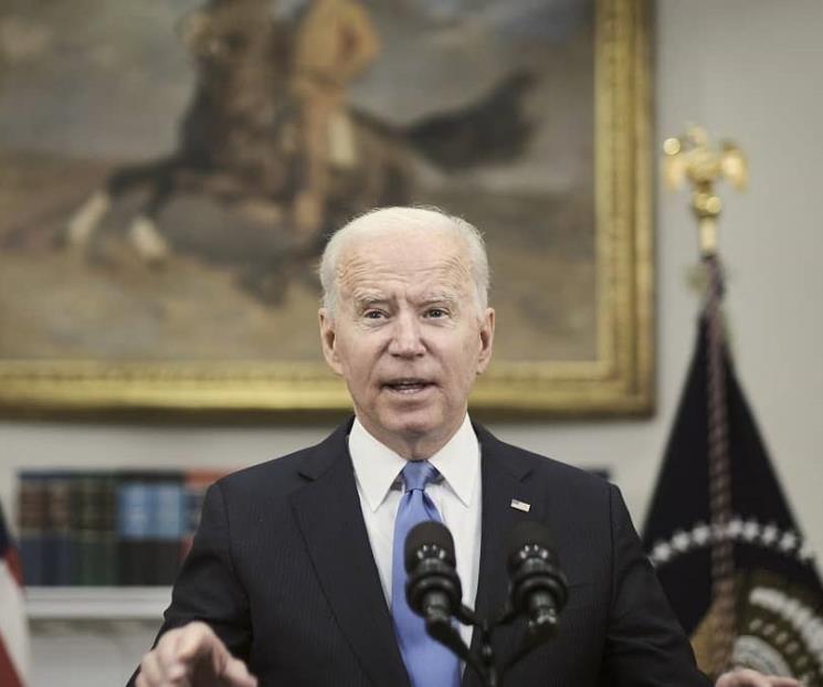 Restablece Biden vuelos a Cuba y elimina límites a remesas