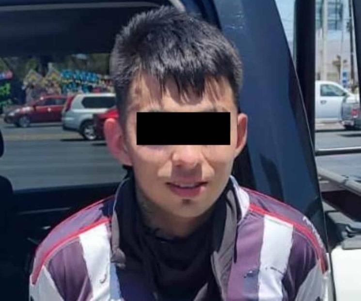 Caen tres por asalto en Monterrey