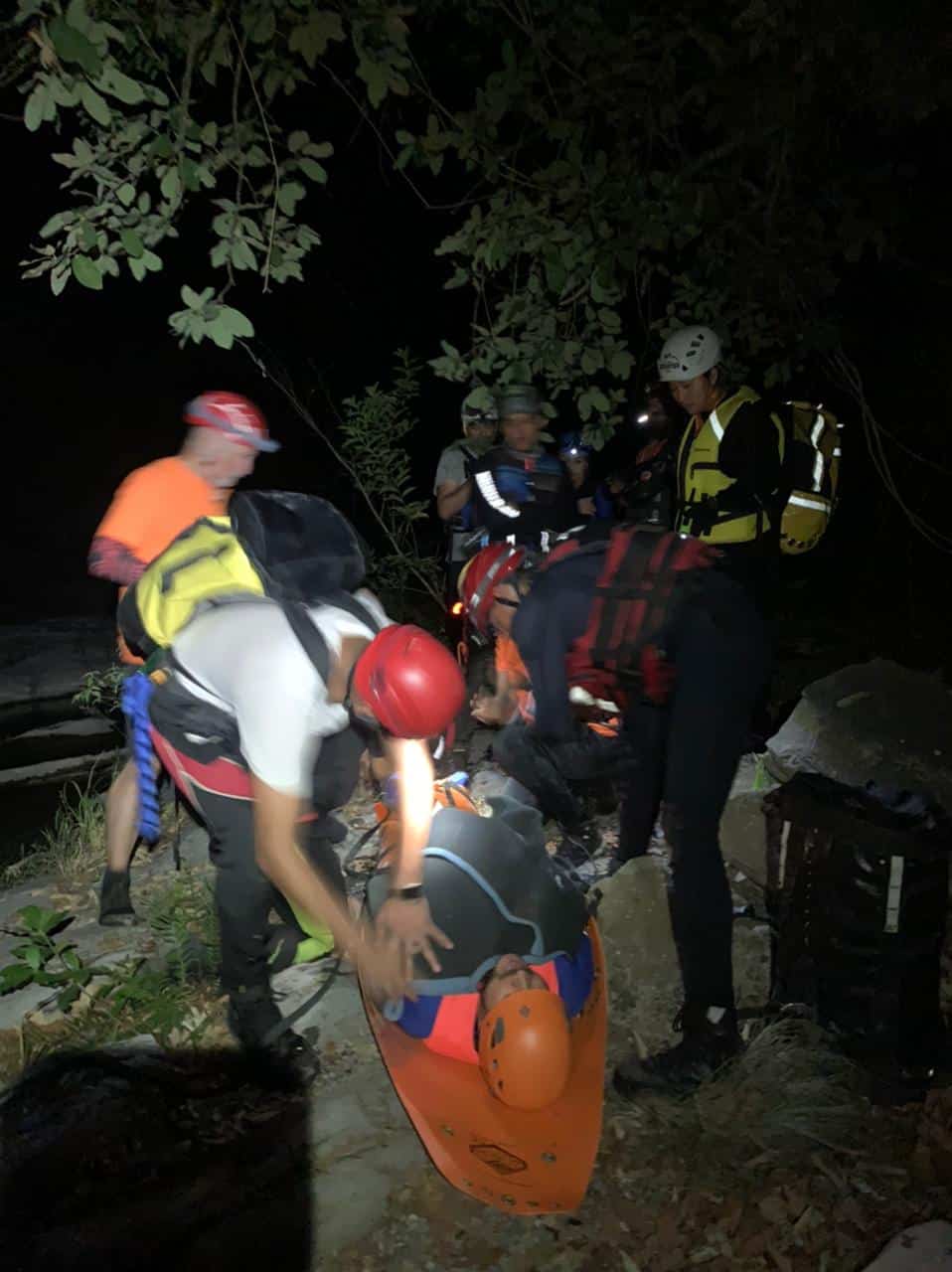 Al realizar un salto de más de tres metros, un excursionista resultó lesionado en el área del paraje Matacanes