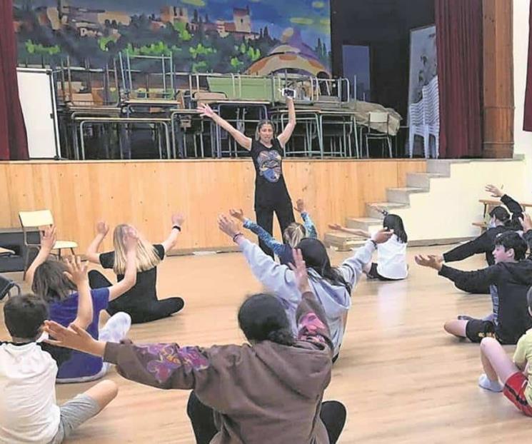 Mexicana presenta a Isadora Duncan para niños y mujeres