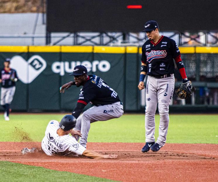 Pierden Sultanes el primero ante Mariachis 