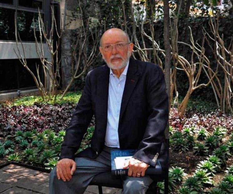  Otorgan a  Eduardo Matos premio Princesa de Asturias