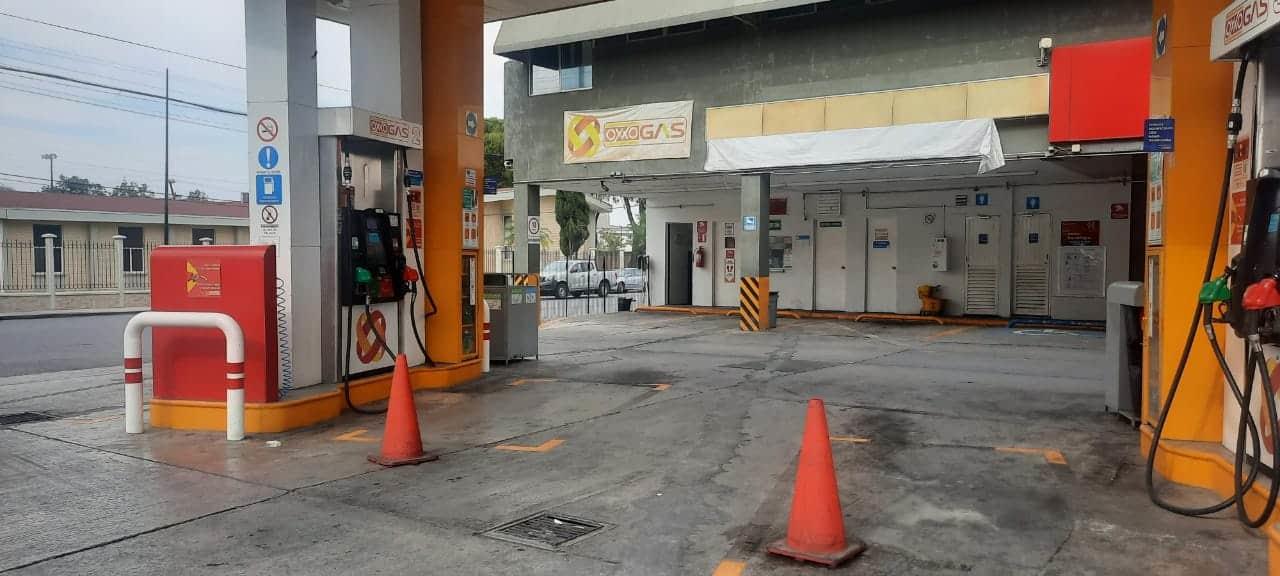 Sufren regios por falta de gasolina