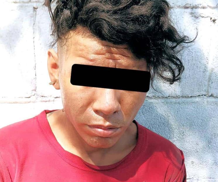 Roban caminadora y los detienen