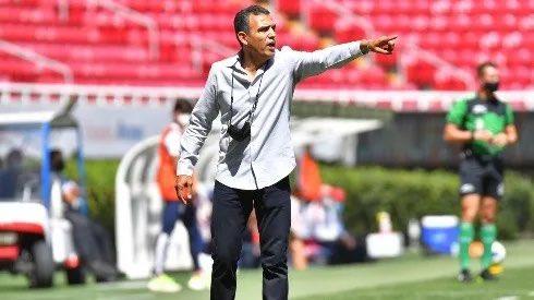 Habría voto de confianza en Chivas y seguiría Cadena