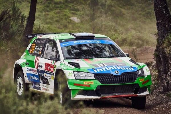 Benito Guerra con paso firme en rally portugués