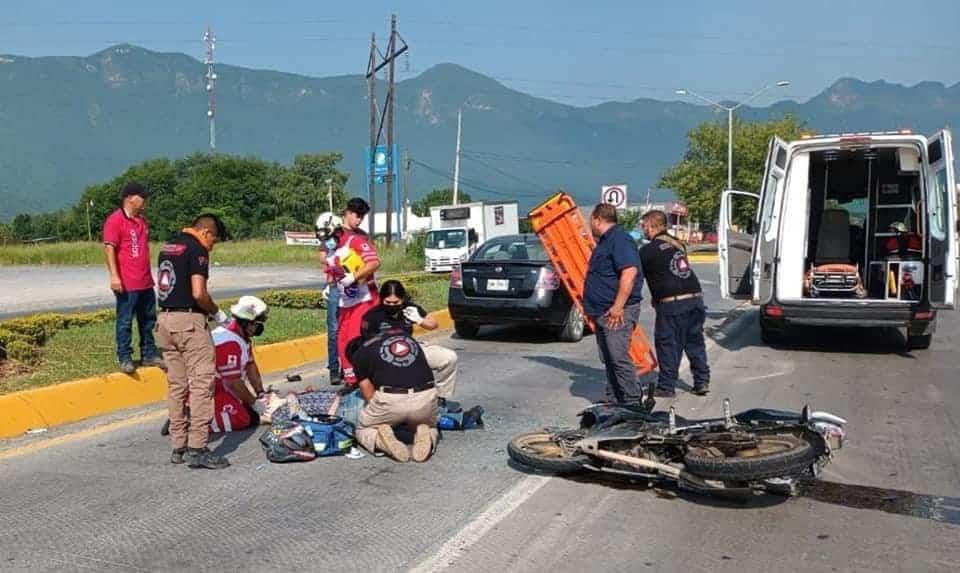 Resulta motociclista herido en choque