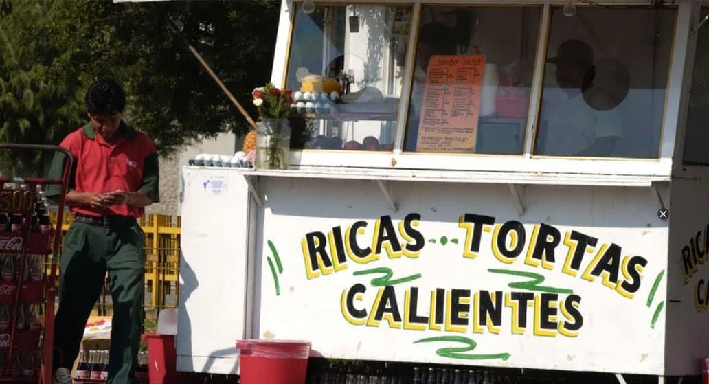 Borran rótulos en la Alcaldía Cuauhtémoc