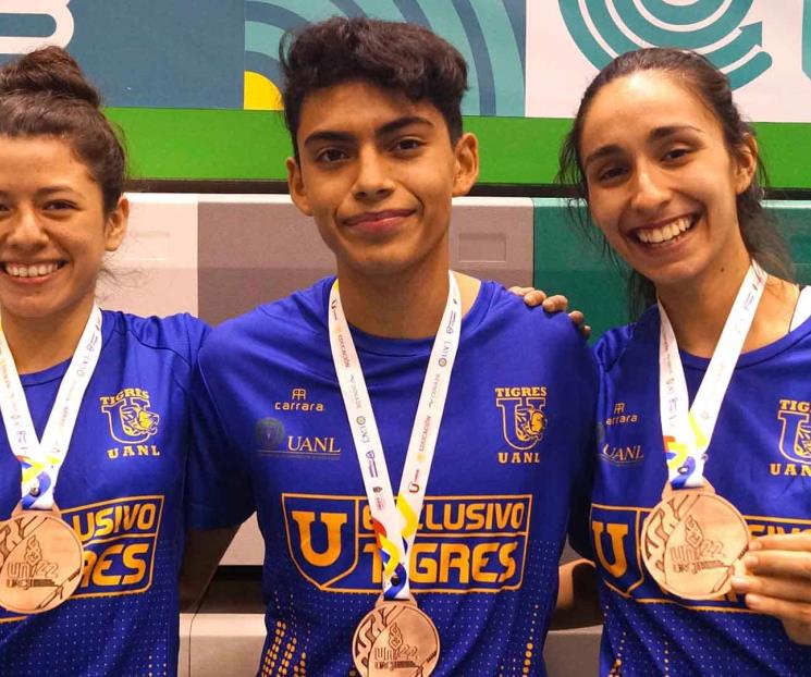 Se cuelgan 3 bronces en tae kwon do universitario